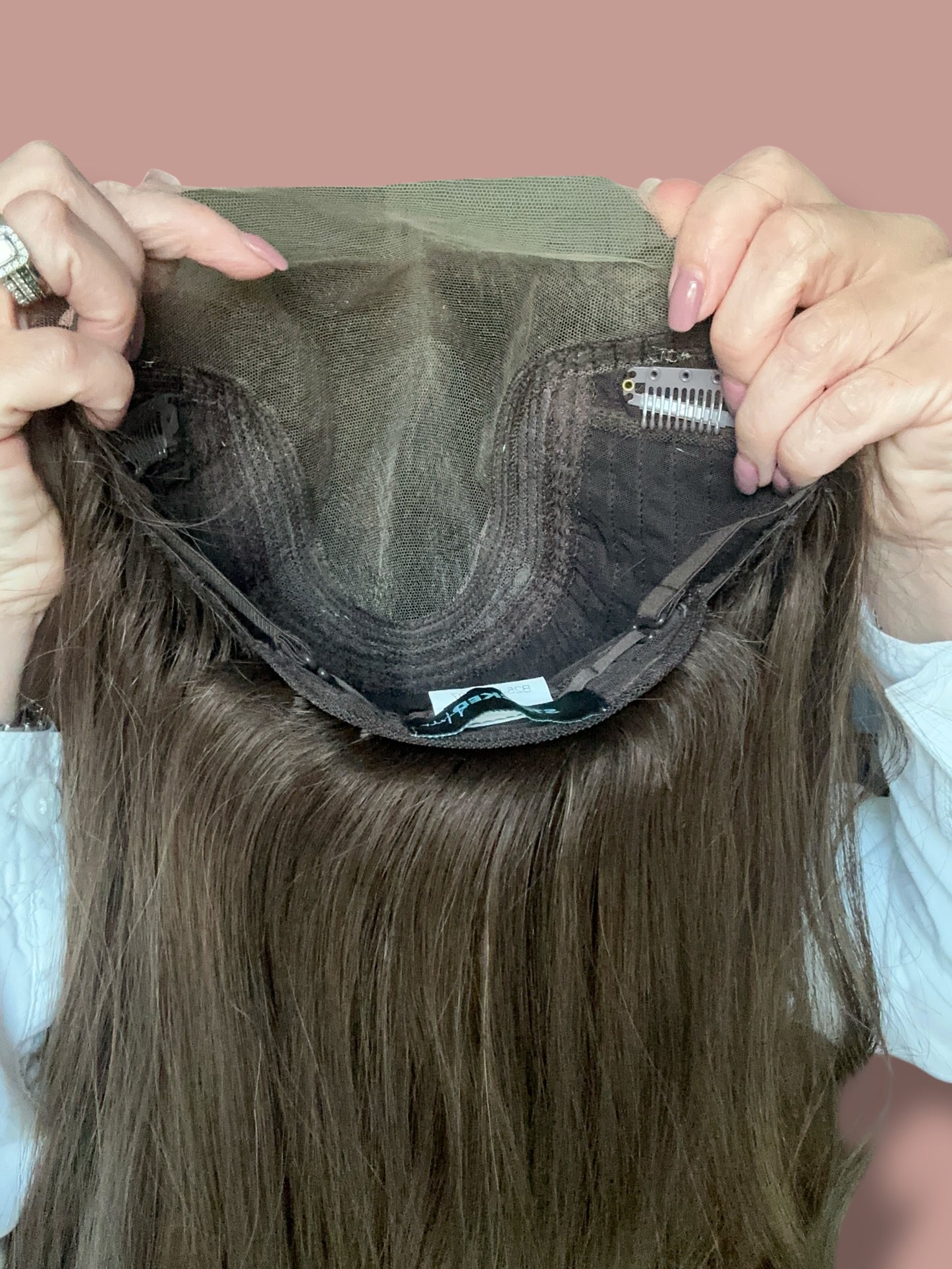 STACKEDHair Elandria (M) 24" (Missing Ribbon)
